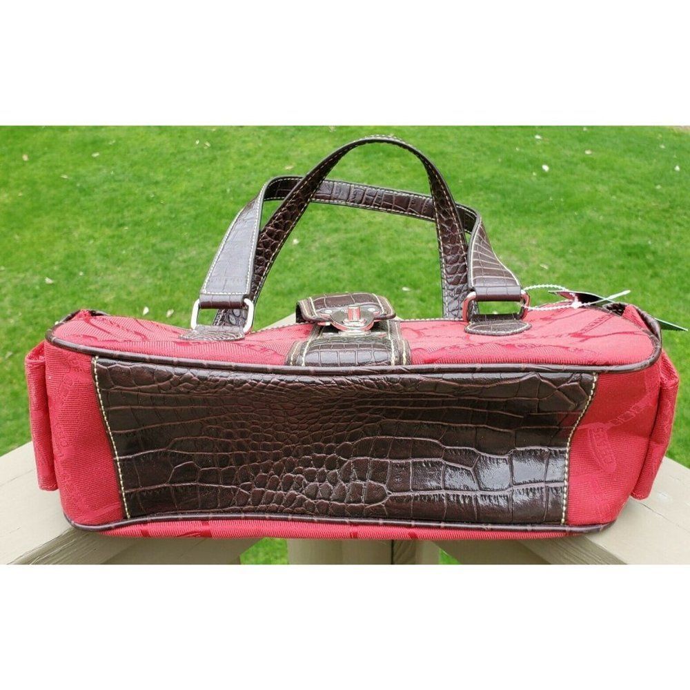NEW Chaps Stirrup Bridle Buckle Newbury Street Red Style 50617 CP Purse Handbag - Picture 7 of 10